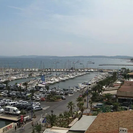 2 Pieces Avec Piscine, Loggia Et Parking - Proche Port Et Plages De - Fr-1-335-174 Apartamento Hyères